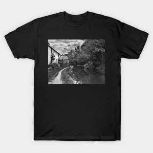 Canalside Cottages At Talybont T-Shirt